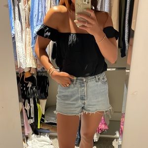 brandy Melville off the shoulder top